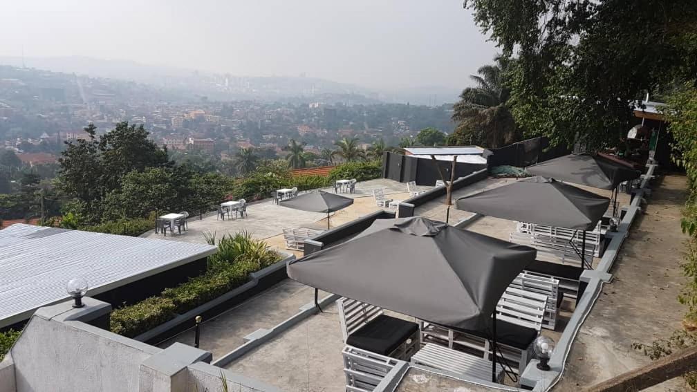 Hotel Diplomate Muyenga Exterior photo